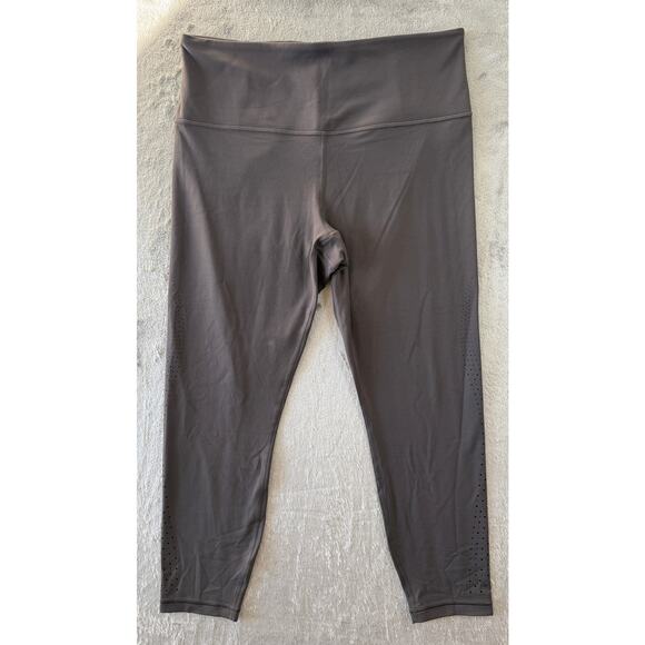 Athleta Pants - Athleta Gray Women's‎ Leggings Size Large Cropped (22" inseam) Workout